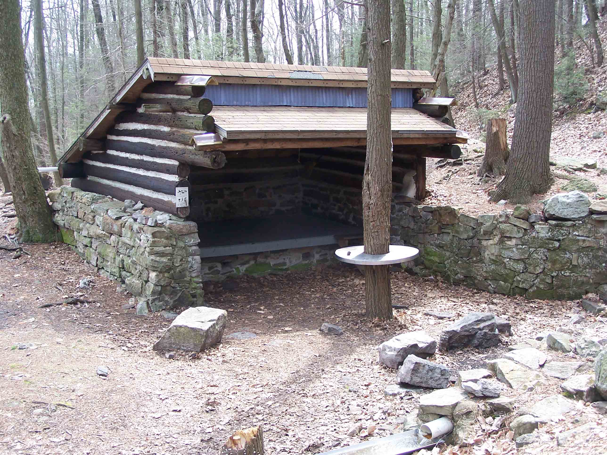 mm 6.1 - Rausch Gap Shelter. Courtesy at@rohland.org